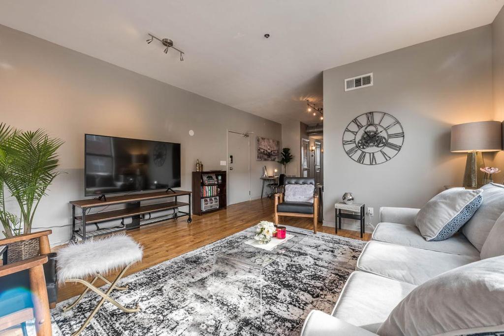 Trendy Castleberry Hill Condo- Walk To Mercedes Benz/ All Downtown Attractions Atlanta Exterior foto